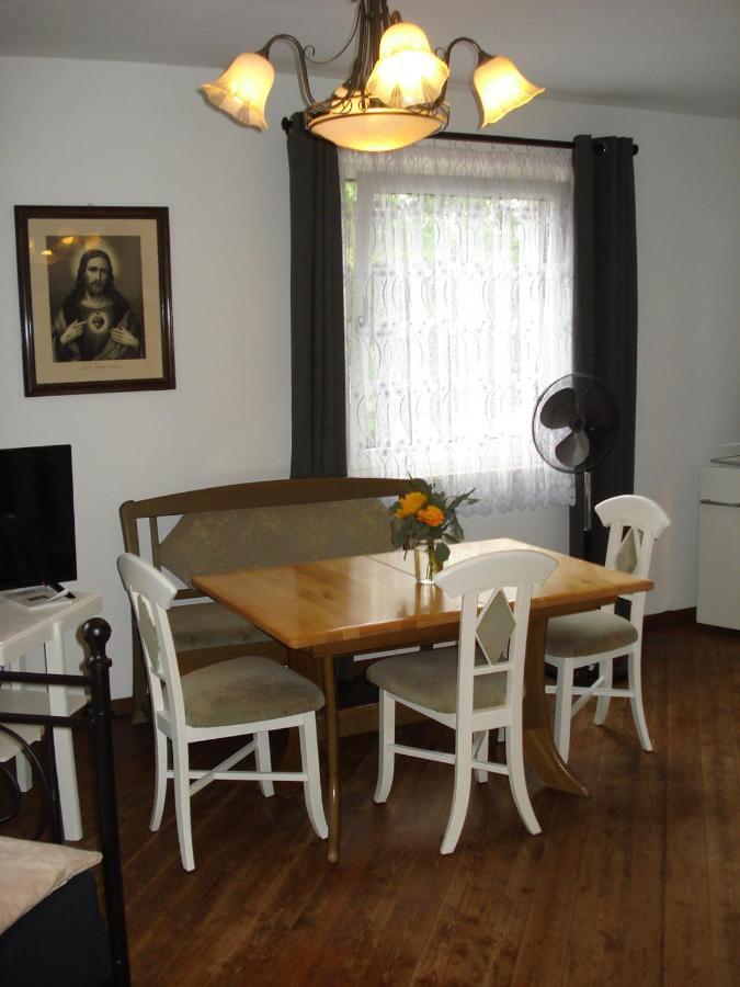 Appartement 25 Qm Mit Bad An Der Mosel - Naehe Koblenz Dieblich Exterior foto