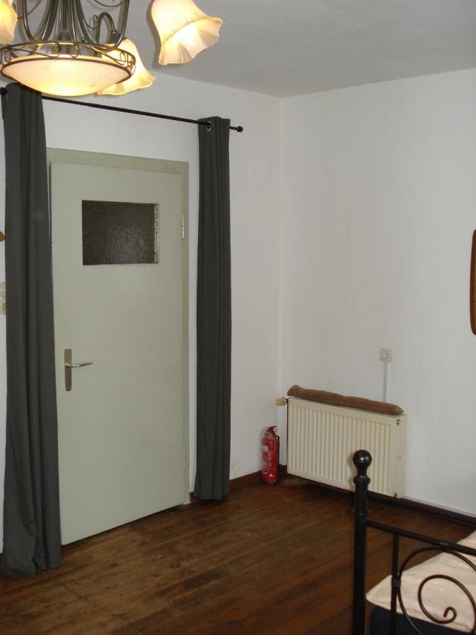 Appartement 25 Qm Mit Bad An Der Mosel - Naehe Koblenz Dieblich Exterior foto